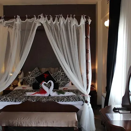 אורחן Ephesus Suites סלצ'וק