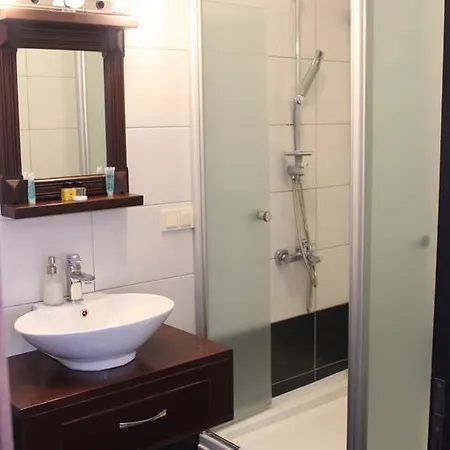 אורחן Ephesus Suites 5*
