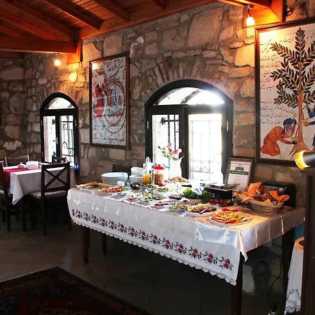אורחן Ephesus Suites 5*