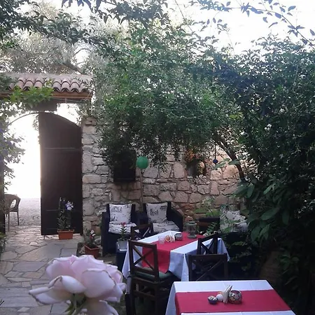 אורחן Ephesus Suites סלצ'וק